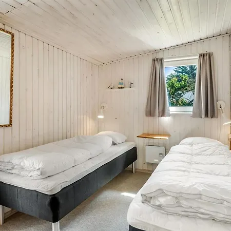 Yardila - 1-5km From The Sea By Interhome Semesterbostad *